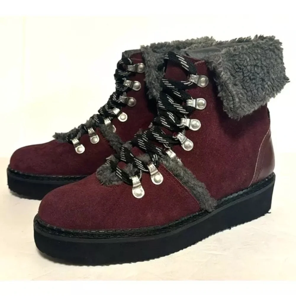 Very Volatile Boots Womens Ankle Bootie Burgundy Leather Faux Fur Lace Up 6.5